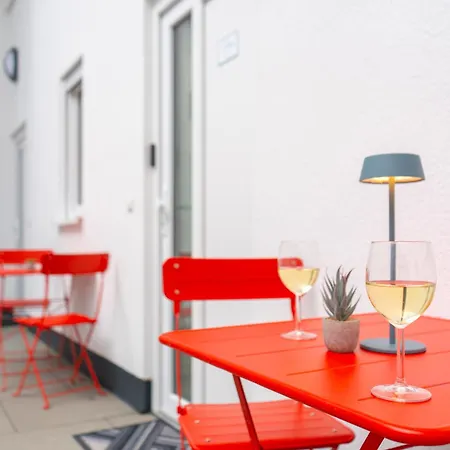 Simply Urban Loft Living, Tiefgarage, Terrasse, Glasfaser Wlan Appartement *
